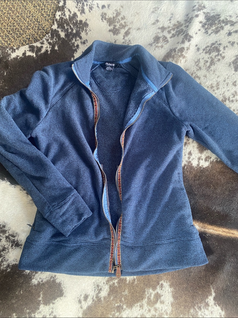 Patagonia Women's Classic Navy Full-Zip Fleece Jacket